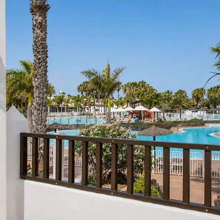 Oasis Duna _ Casa Aizea Pool * Corralejo