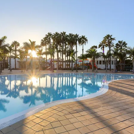 Oasis Duna _ Casa Aizea Pool Apartman *