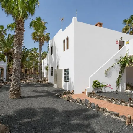 Oasis Duna _ Casa Aizea Pool * Corralejo