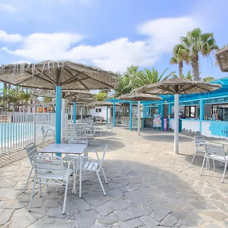 Apartman Oasis Duna _ Casa Aizea Pool